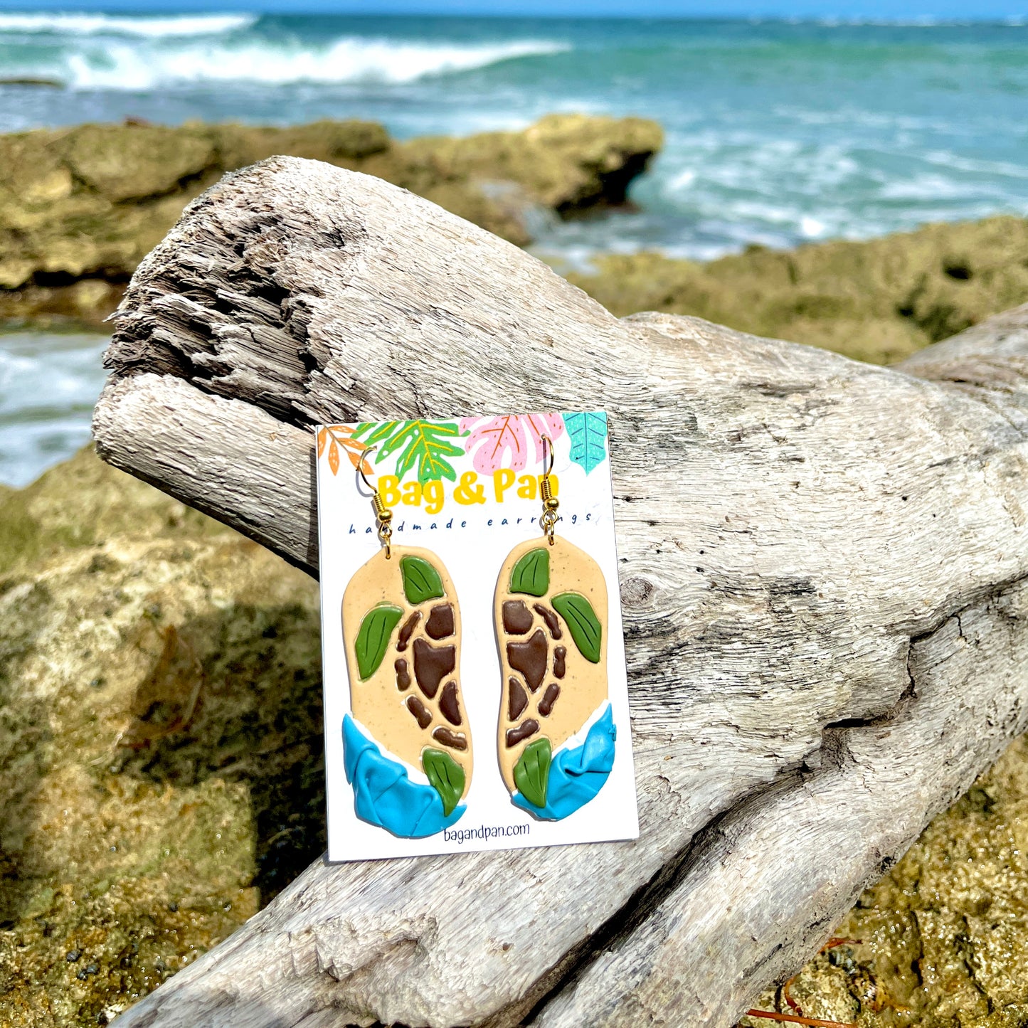 Tidal Tranquility Turtle - Beach-Inspired Polymer Clay Turtle Earrings - Lightweight Statement Jewelry for Nature Enthusiasts